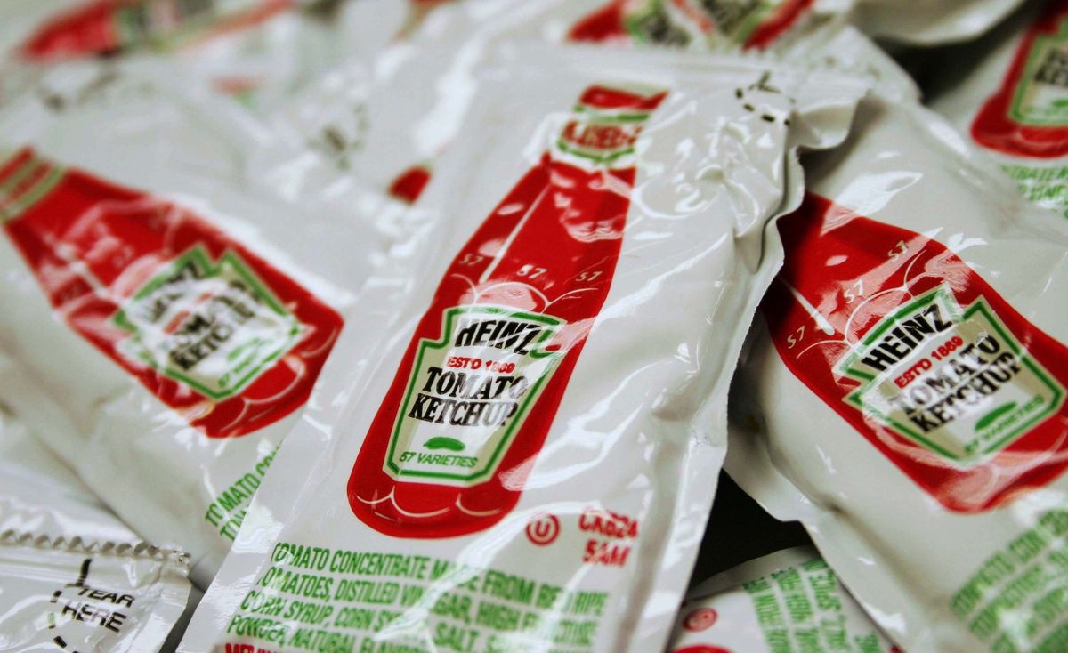 Heinz will phase its classic ketchup packets out - Tomato News